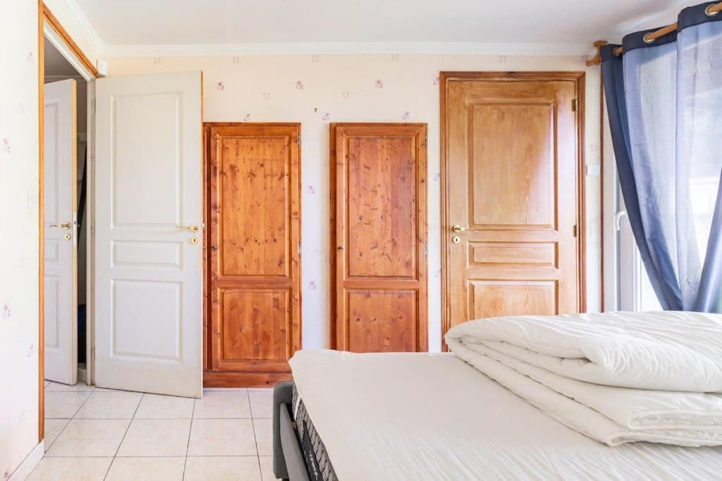La Maison Des Epinouses Chaucre Exteriör bild