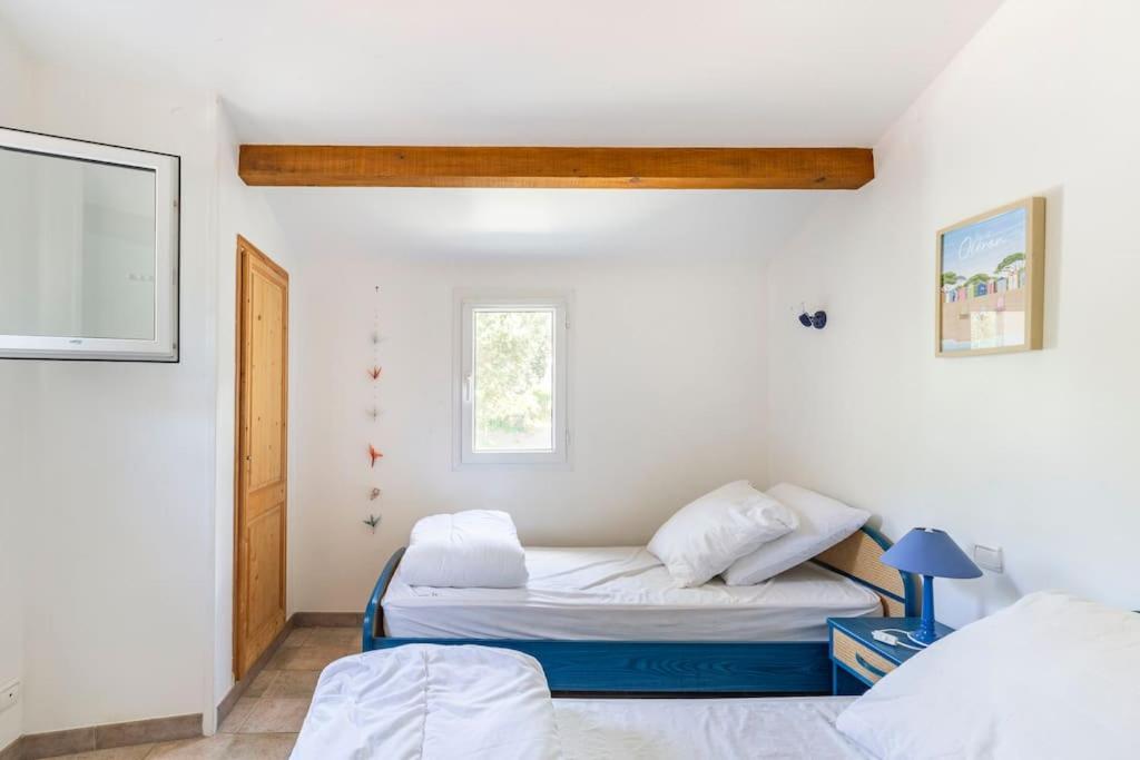 La Maison Des Epinouses Chaucre Exteriör bild